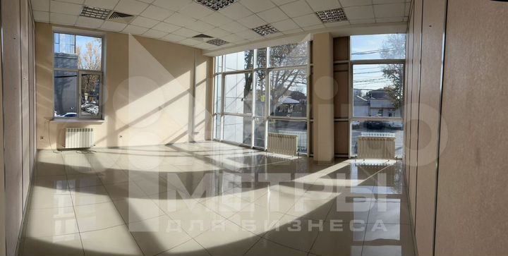 Офис на Ставропольской с парковочными местами