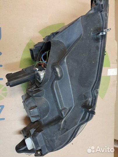 Фара левая BMW 3 E90 05 - 08 г