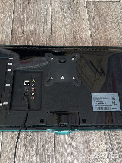 Телевизор samsung