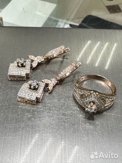 Золотой комплнкт 585 проба.ма