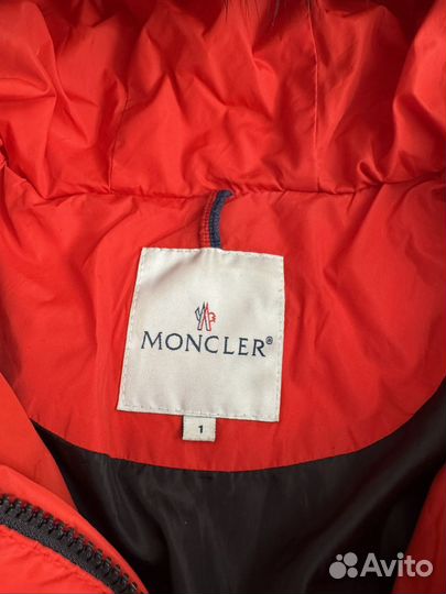 Пуховик женский moncler