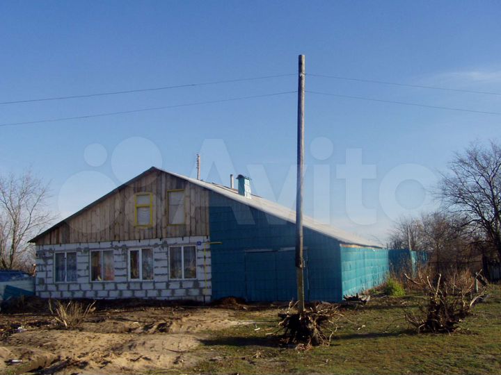 Дом 100 м² на участке 16 сот.
