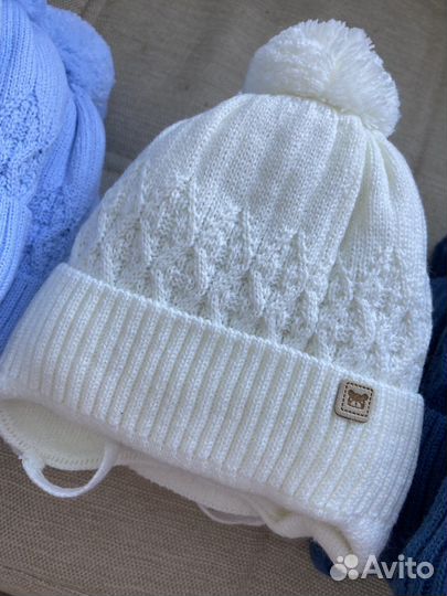 Детская зимняя демисезонная шапка