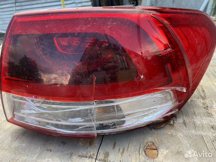 Задняя фара киа Сорренто прайм
