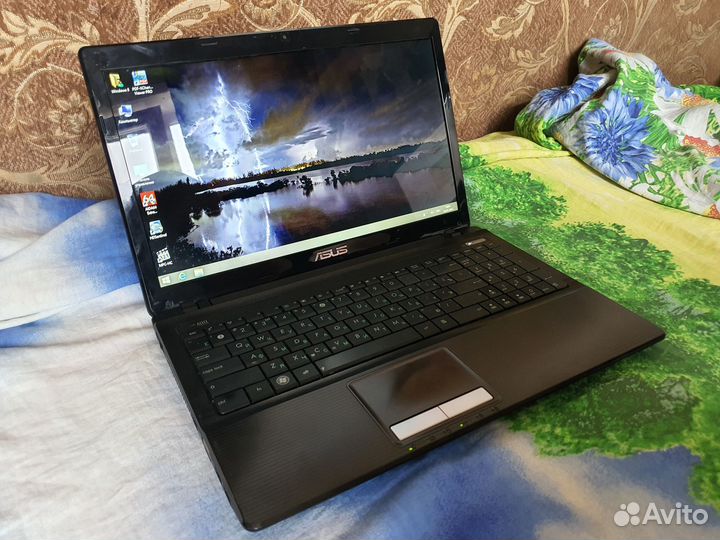 Ноутбук Asus