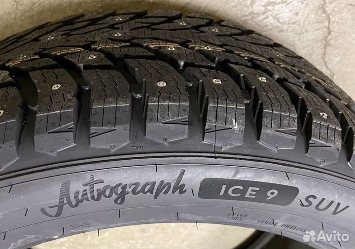 Ikon Tyres Autograph Ice 9 SUV 285/45 R20 112T