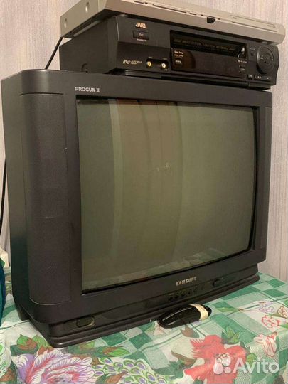 Телевизор samsung, видеомагнитофон JVC, DVD Samsu