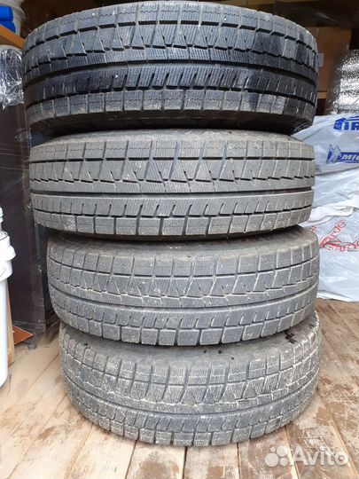 Bridgestone Blizzak Revo GZ 205/70 R15