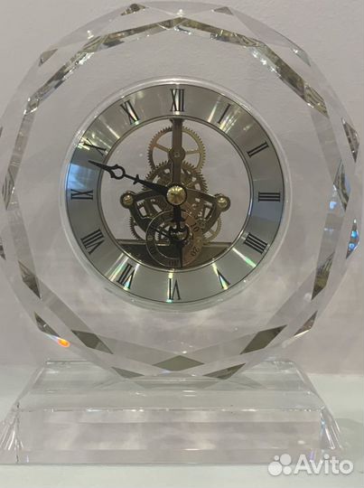 Настольные часы