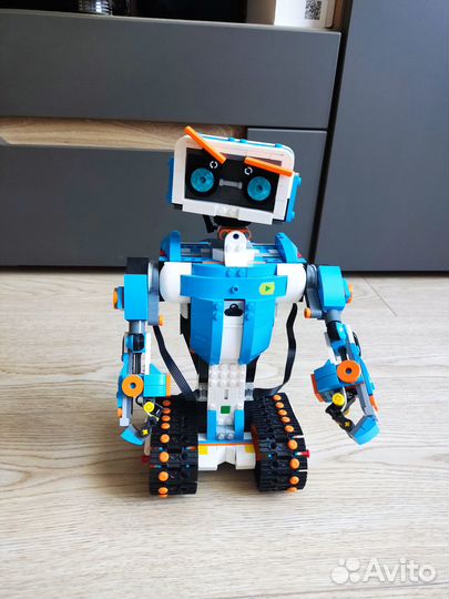 Конструктор Lego Boost