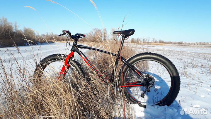 Велосипед фэтбайк Forward Bizon