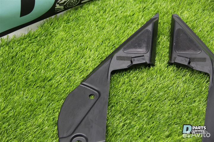 Треугольники зеркал Nissan Skyline CPV35-508696