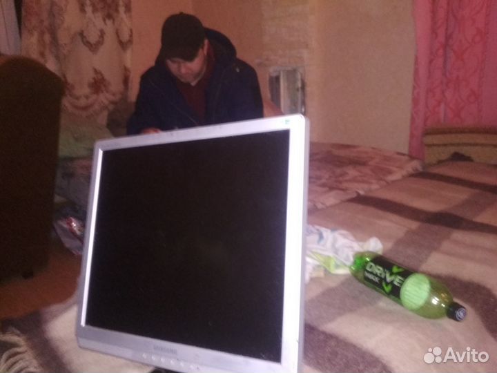 Монитор samsung 4/3