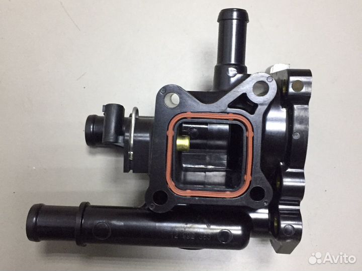 Корпус термостата опель, шевроле