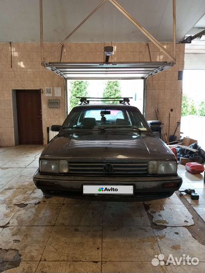 Volkswagen Passat 1.8 МТ, 1987, 300 000 км
