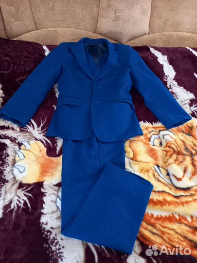 Костюм тройка для мальчика 122