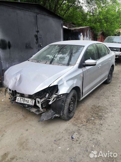 Volkswagen polo sed 2011