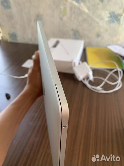 Apple MacBook Pro 13