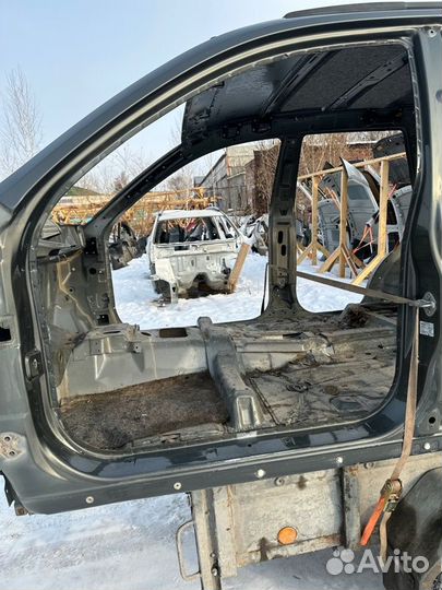 Боковина кузова левая Great Wall Hover 2008