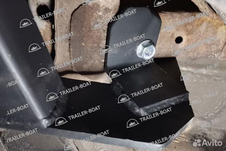 Фаркоп Toyota Regius 2WD/4WD 1999-2002, рама и крюк-шар 50 мм, 44173