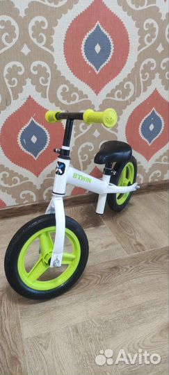 Беговел btwin runride 100