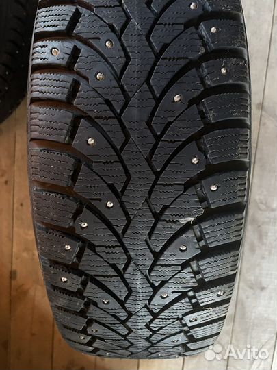 Зимняя резина г16 215 65 с дисками нива