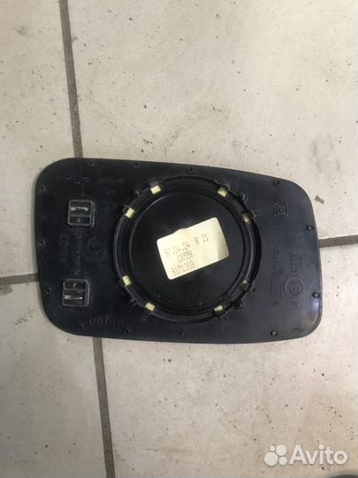 Зеркало левое Volvo V70