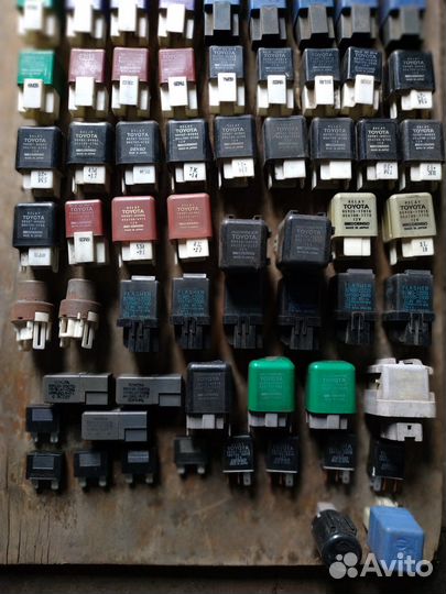 Реле Тойота
