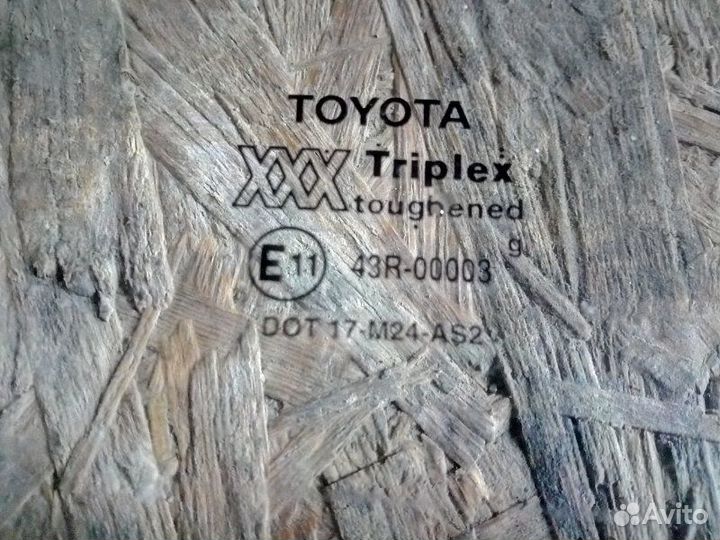 Стекло двери заднее правое Toyota Carina T190 1.6