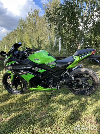 Kawasaki Ninja 300