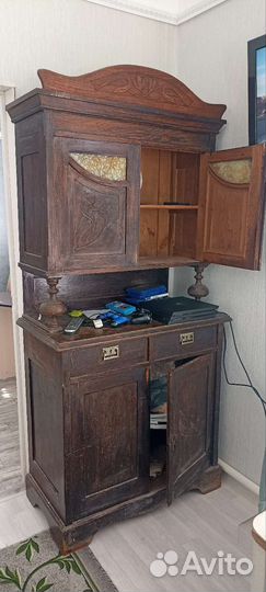 Антикварный буфет