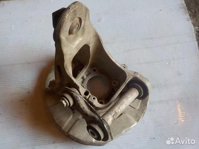 Кулак поворотный BMW X5 E70 задний правый