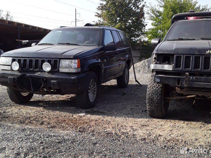 Jeep Grand Cherokee ZJ в разборе