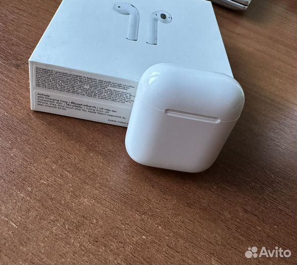 Беспроводные наушники apple airpods