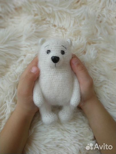 Мишка вязаный