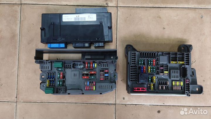 Блок предохранителей / Реле питания BMW Х5 / Х6
