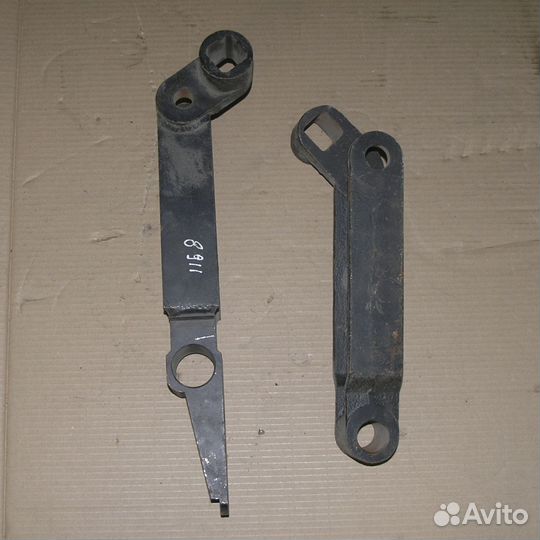 Кронштейн крепления каби 6460-5001020 (камаз пао)