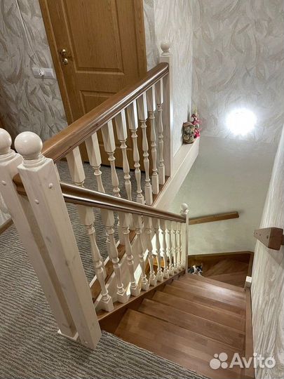 Деревянная межэтажная лестница на заказ