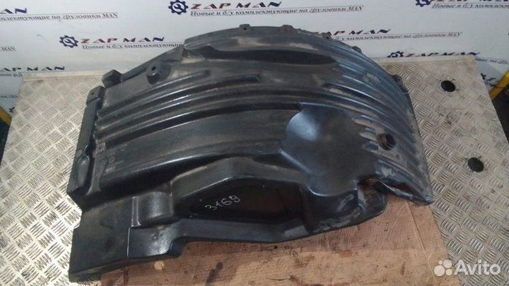 Подкрылок правый Man Tgl