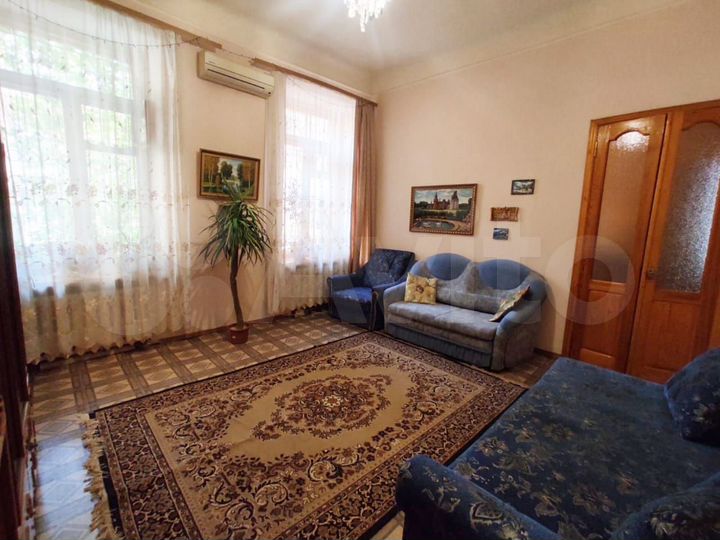 3-к. квартира, 54 м², 2/4 эт.