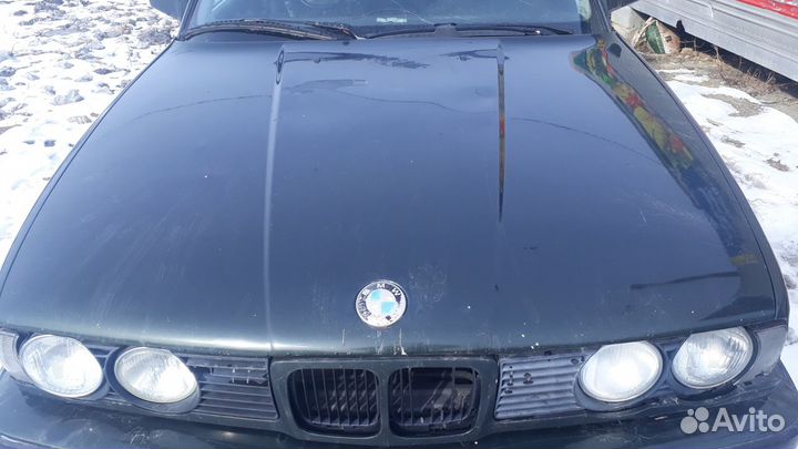 Капот BMW E34 бмв