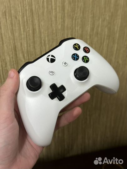 Xbox One S 500Gb Идеал