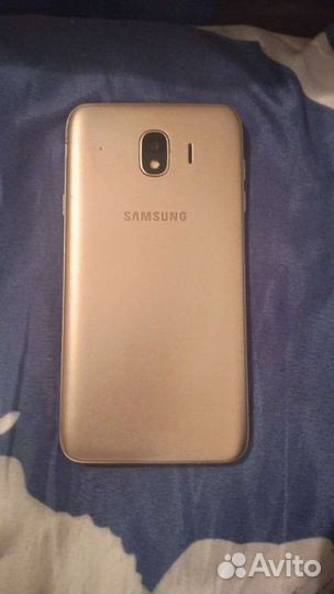 Телефон Samsung J4