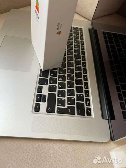 Макбук про 15 Ретина core I7 3.4g/8/256/gf650