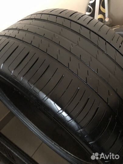 Tracmax XSport F110 275/40 R20 и 315/35 R20 30S