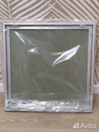 Ревизионный нажимной люк под плитку 60х60