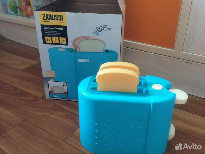 Тостер игрушечный