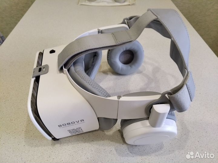 VR очки виртуальной реальности для смартфонов (3D)