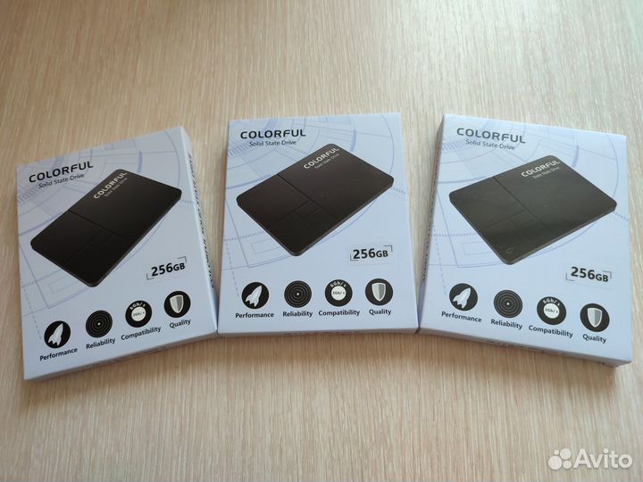 SSD диски AMD Radeon/Colorful 240/512 Гб/1Тб