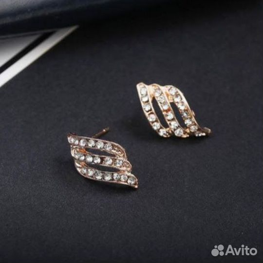 Серьги в ассортименте